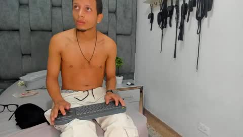 naughtyfusion_os online show from March 2026 01:00:01 PM