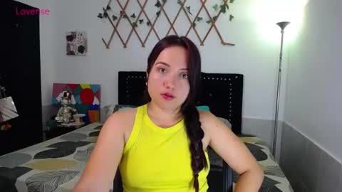 Snapshot of naughtygirl_mmm chatting on July 2026 08:00:02 AM Valeria online show from July 2026 08:00:02 AM