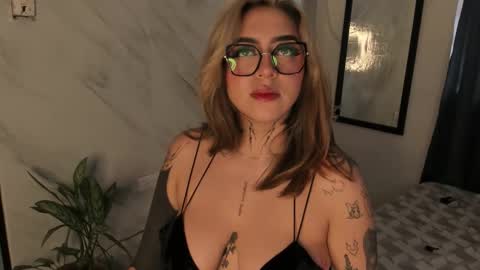 nazzz10 online show from March 2026 02:16:01 PM