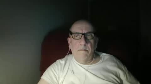 Tom online show from April 2026 01:23:02 AM