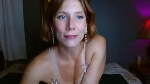 JenniferJen online show from May 2026 11:32:02 PM