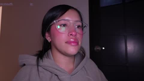 Helena    Every Friday new video for my fan club loves  online show from April 2026 09:27:01 PM