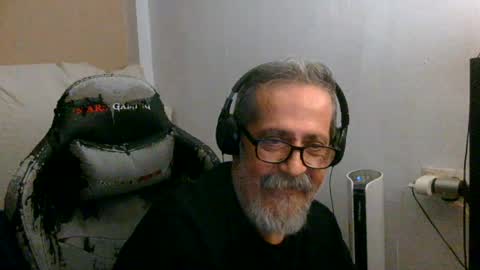 Snapshot of neron401 chatting on July 2026 01:47:01 AM neron401 online show from July 2026 01:47:01 AM