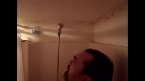 Snapshot of neverseentthatb4 chatting on March 2026 02:06:01 AM Matt online show from March 2026 02:06:01 AM