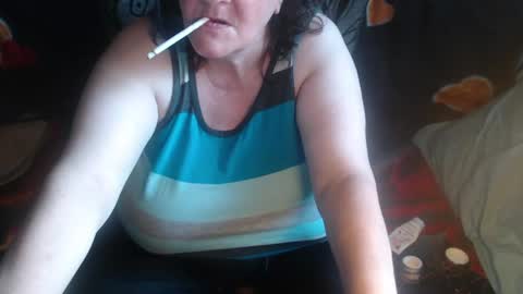 Snapshot of new_milf chatting on June 2026 03:17:01 AM Lilly online show from June 2026 03:17:01 AM