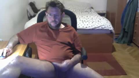 nezoss online show from May 2026 05:39:01 PM