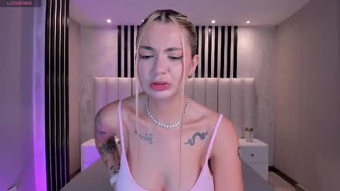 SQUIRTER DOLL    online show from June 2026 06:24:02 PM