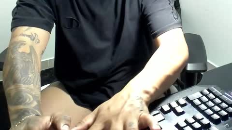 Camila And Steeven online show from November 2025 02:32:01 AM