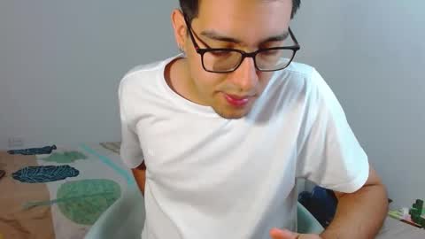 Nick online show from April 2026 06:23:01 PM