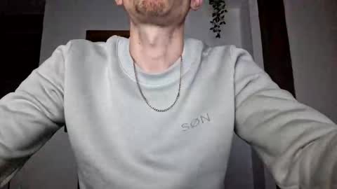 Snapshot of nick194207 chatting on January 2026 09:29:01 PM nick194207 online show from January 2026 09:29:01 PM