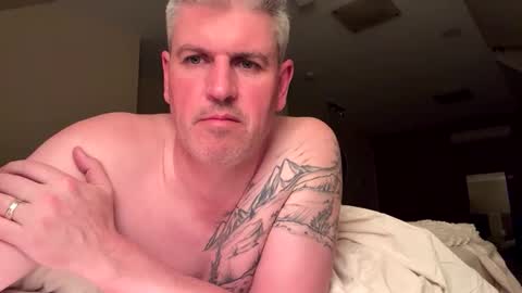 nick578320 online show from October 2025 01:45:02 PM