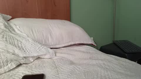 Nicolas              online show from March 2026 10:47:02 PM