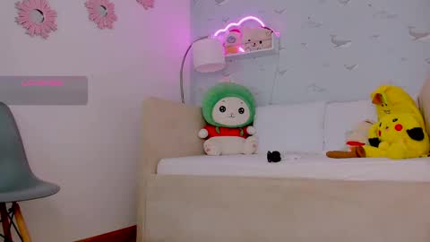 Snapshot of nicksantos_ chatting on January 2025 06:44:01 PM Nicolas online show from January 2025 06:44:01 PM