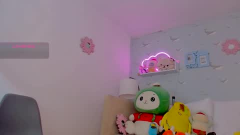 Snapshot of nicksantos_ chatting on January 2025 04:59:02 PM Nicolas online show from January 2025 04:59:02 PM