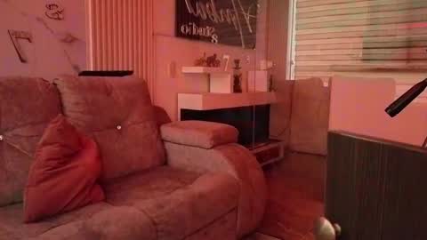 nicky_as online show from April 2026 09:39:33 PM