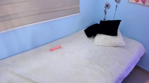 lucy online show from March 2026 09:55:01 PM