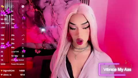 Snapshot of nickynoa chatting on June 2026 03:50:02 AM Nicky online show from June 2026 03:50:02 AM