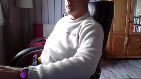 nico82_fr online show from November 2025 03:16:01 PM