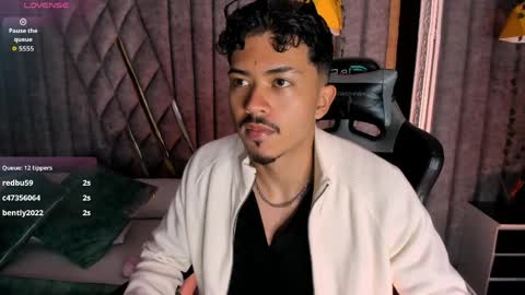 Nicolai online show from April 2026 12:02:01 PM