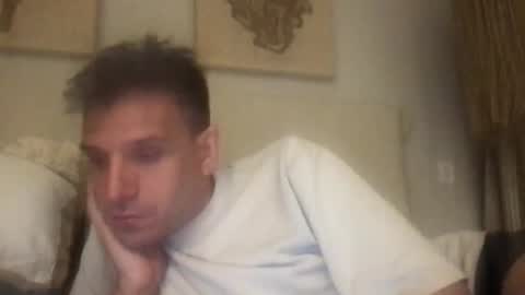 nicolaspercha online show from April 2026 01:54:01 AM