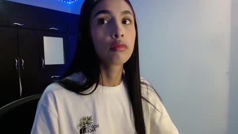 Nicole online show from February 2026 11:24:02 PM