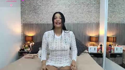 Nicolle Alvarez online show from March 2026 11:36:01 AM