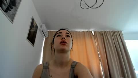 Nicolle online show from April 2026 06:28:02 AM