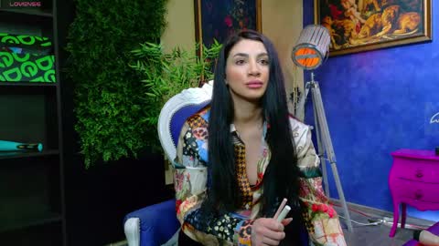 Nicolle online show from April 2026 08:51:01 AM