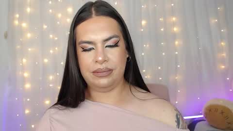 Snapshot of nicoobaby chatting on January 2025 07:06:01 PM nicoobaby online show from January 2025 07:06:01 PM