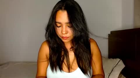 Snapshot of niicolleanderson chatting on July 2026 01:40:01 AM online show from July 2026 01:40:01 AM