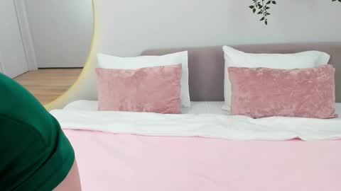 Nikka online show from March 2026 05:35:01 AM