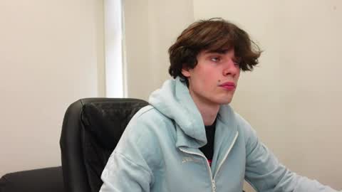 nikki online show from April 2026 12:36:01 PM