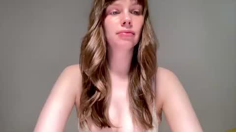 Snapshot of nikki_mi chatting on July 2026 10:10:01 AM Nikki online show from July 2026 10:10:01 AM
