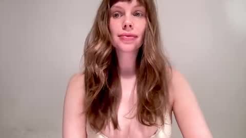 Snapshot of nikki_mi chatting on July 2026 10:21:02 AM Nikki online show from July 2026 10:21:02 AM