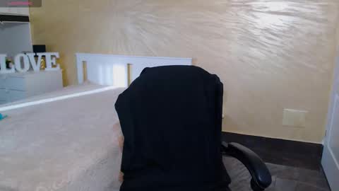 Nicole online show from March 2026 02:20:02 PM