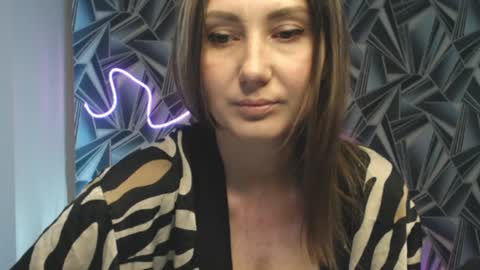 nikkikiss___ online show from May 2026 12:28:02 AM
