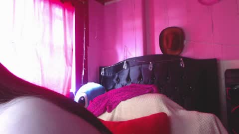 Nikkirous online show from May 2026 01:17:01 PM