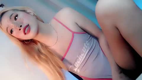 nikkita_hudson online show from August 2026 12:20:02 AM