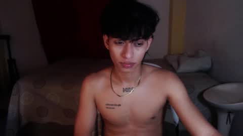 niklaus_wolf online show from November 2025 02:56:02 AM