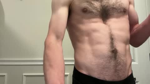 Snapshot of niko9inches chatting on October 2025 06:28:02 PM niko9inches online show from October 2025 06:28:02 PM