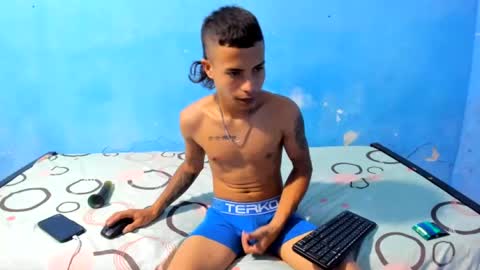Snapshot of nikol_couple chatting on June 2026 05:35:02 PM nikol_couple online show from June 2026 05:35:02 PM