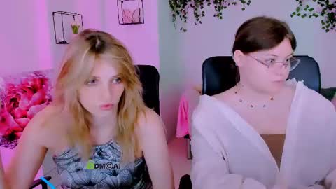 Snapshot of nikol_kitt chatting on June 2026 06:51:02 PM Little Niko Help me reach my goals online show from June 2026 06:51:02 PM