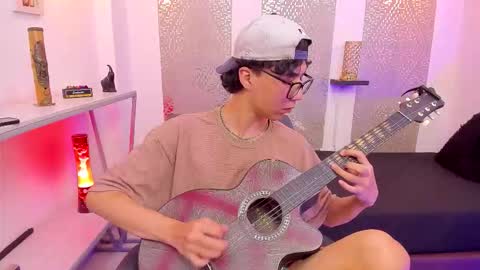    online show from October 2025 05:05:02 AM