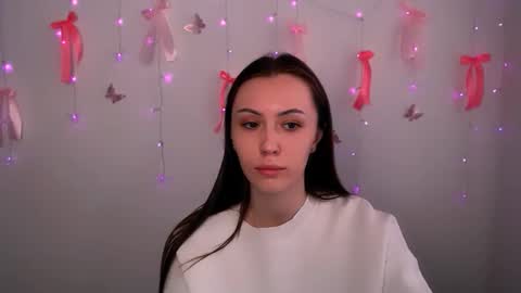 nikonara_ online show from March 2026 12:11:01 PM