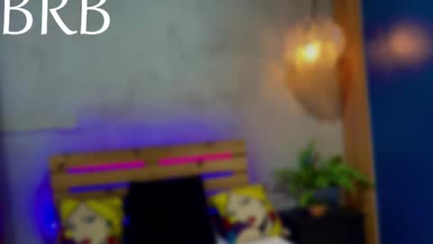 Niky online show from September 2025 01:02:02 PM