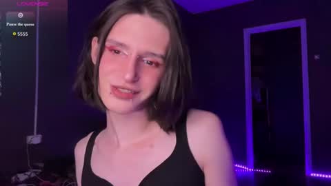 Niky online show from June 2026 11:03:02 PM
