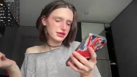Niky online show from July 2026 12:18:02 PM
