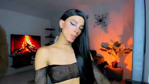 Nilam online show from November 2025 01:41:01 AM