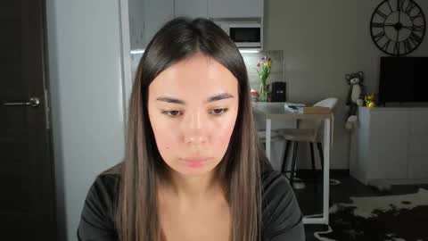 Bella online show from March 2026 11:43:01 PM