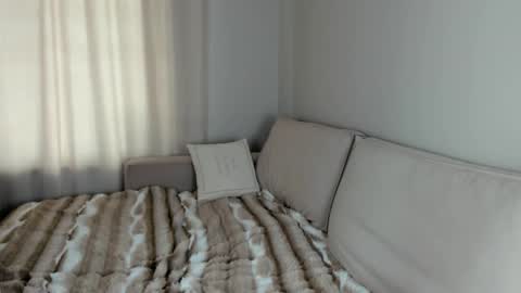 Bella online show from March 2026 09:10:02 AM